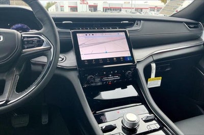 2025 Jeep Grand Cherokee Overland 4x4