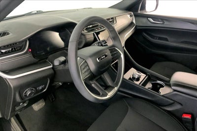 2025 Jeep Grand Cherokee L Laredo 4x4