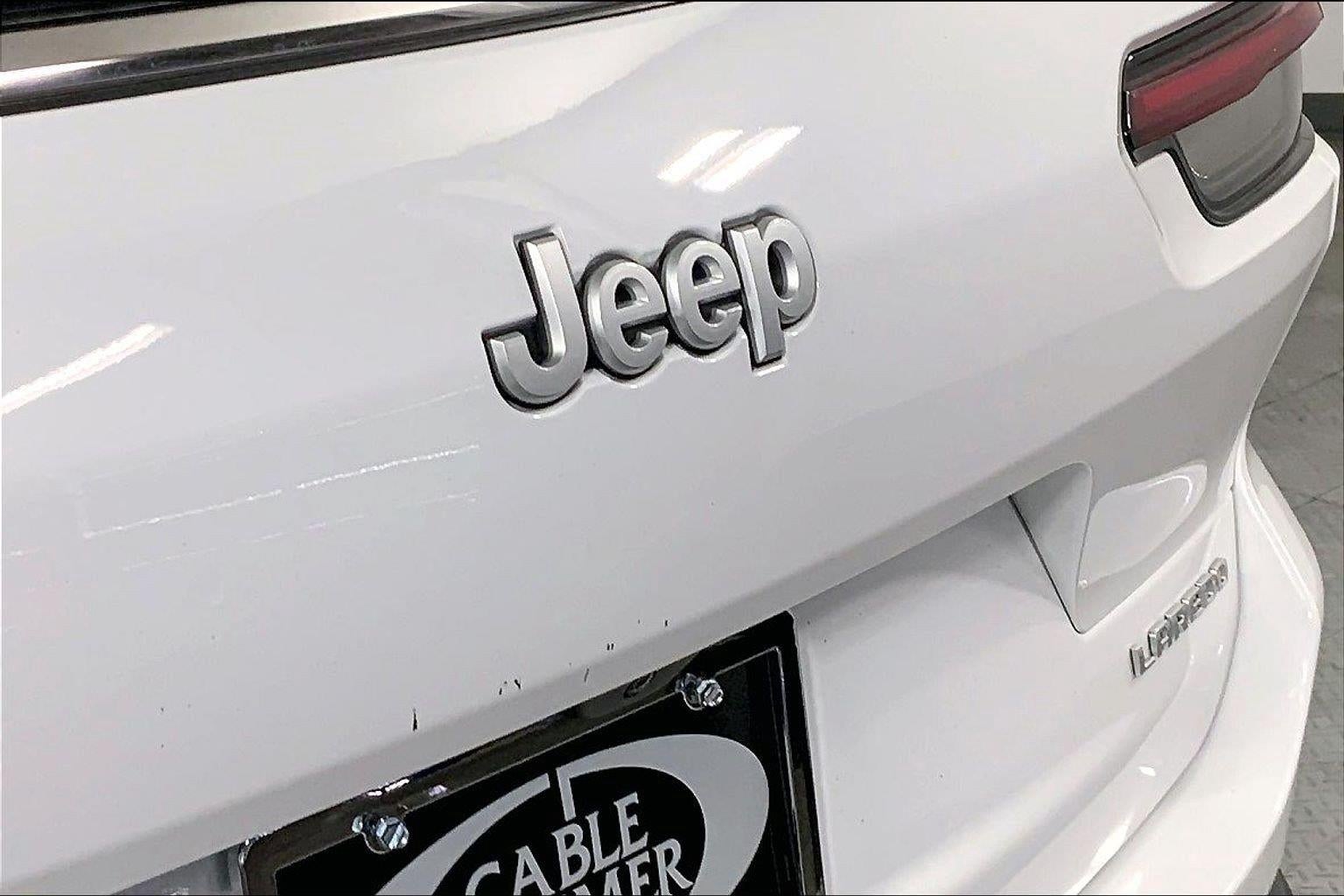 2025 Jeep Grand Cherokee L Laredo 4x4