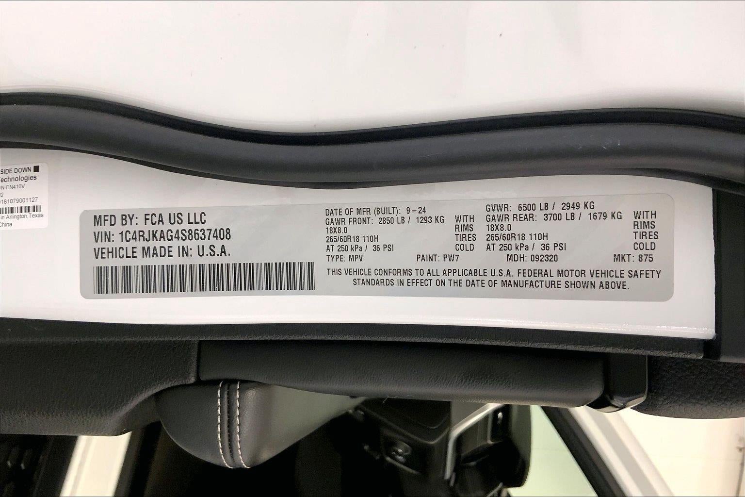2025 Jeep Grand Cherokee L Laredo 4x4