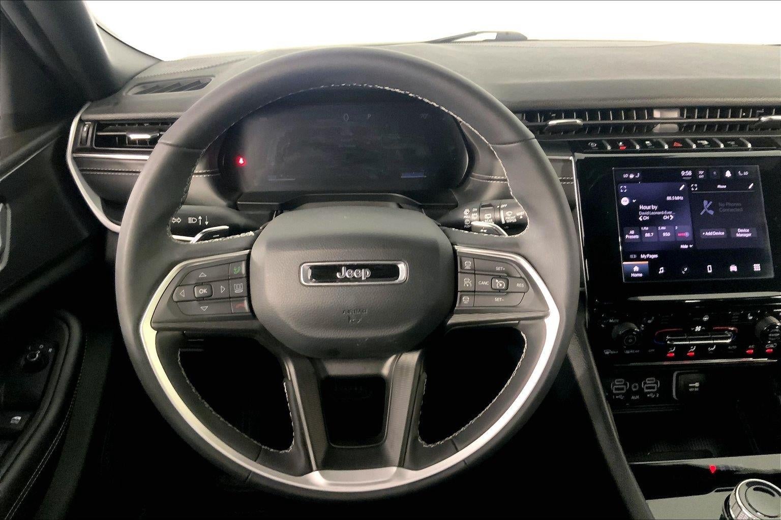 2025 Jeep Grand Cherokee L Laredo 4x4