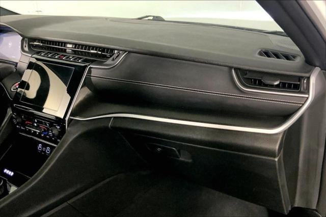 2025 Jeep Grand Cherokee L Laredo 4x4