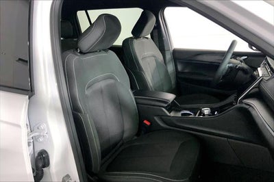 2025 Jeep Grand Cherokee L Laredo 4x4