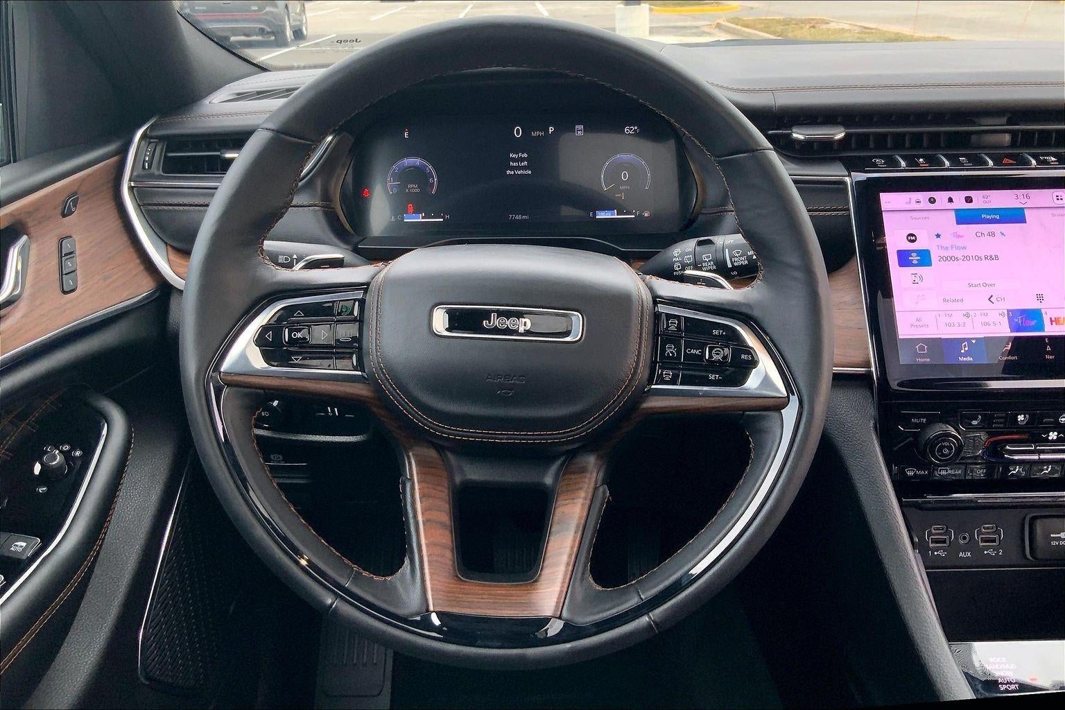 2025 Jeep Grand Cherokee L Summit 4x4