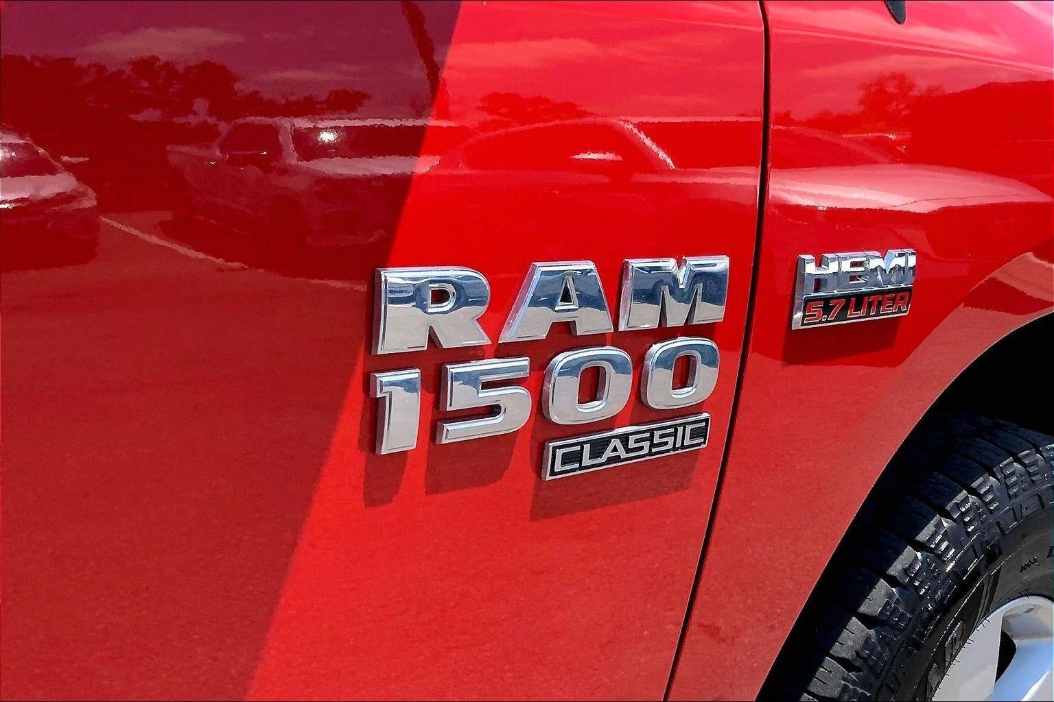 2022 RAM 1500 Classic SLT Crew Cab 4x4 6'4' Box