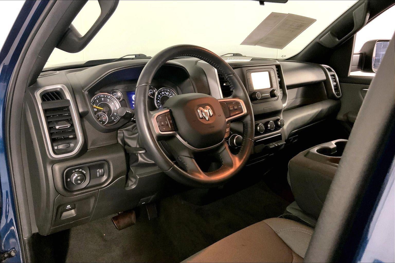 2022 RAM 1500 Big Horn Crew Cab 4x4 5'7' Box