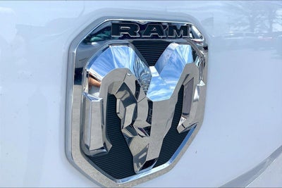 2024 RAM 1500 Big Horn Crew Cab 4x4 5'7' Box