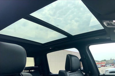 2019 RAM 1500 Limited Crew Cab 4x4 5'7' Box