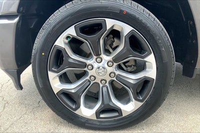 2019 RAM 1500 Limited Crew Cab 4x4 5'7' Box
