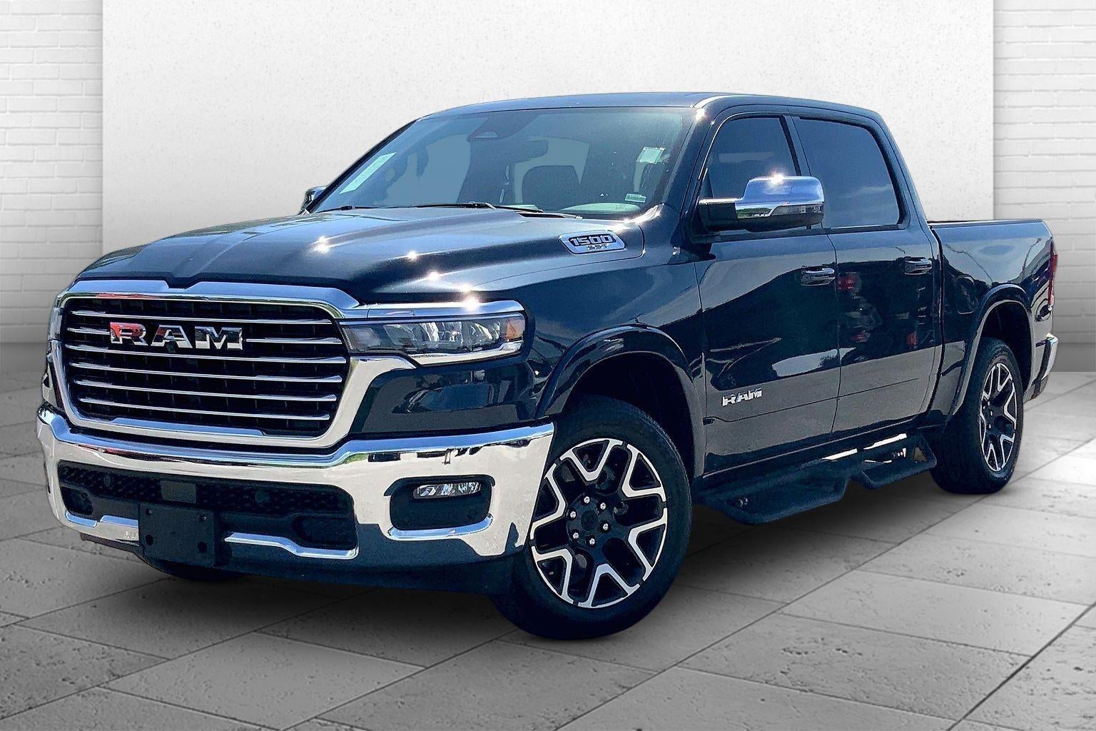 2025 RAM 1500 Laramie Crew Cab 4x4 5'7' Box