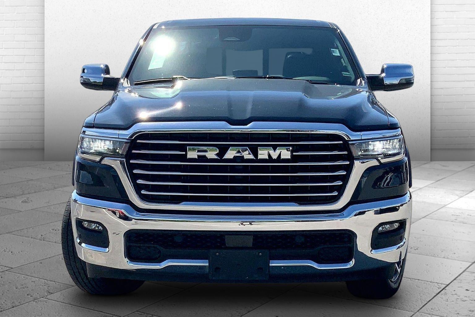 2025 RAM 1500 Laramie Crew Cab 4x4 5'7' Box