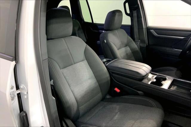 2025 GMC Acadia FWD Elevation