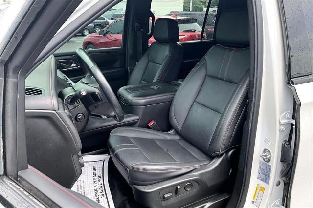 2023 Chevrolet Suburban 4WD RST