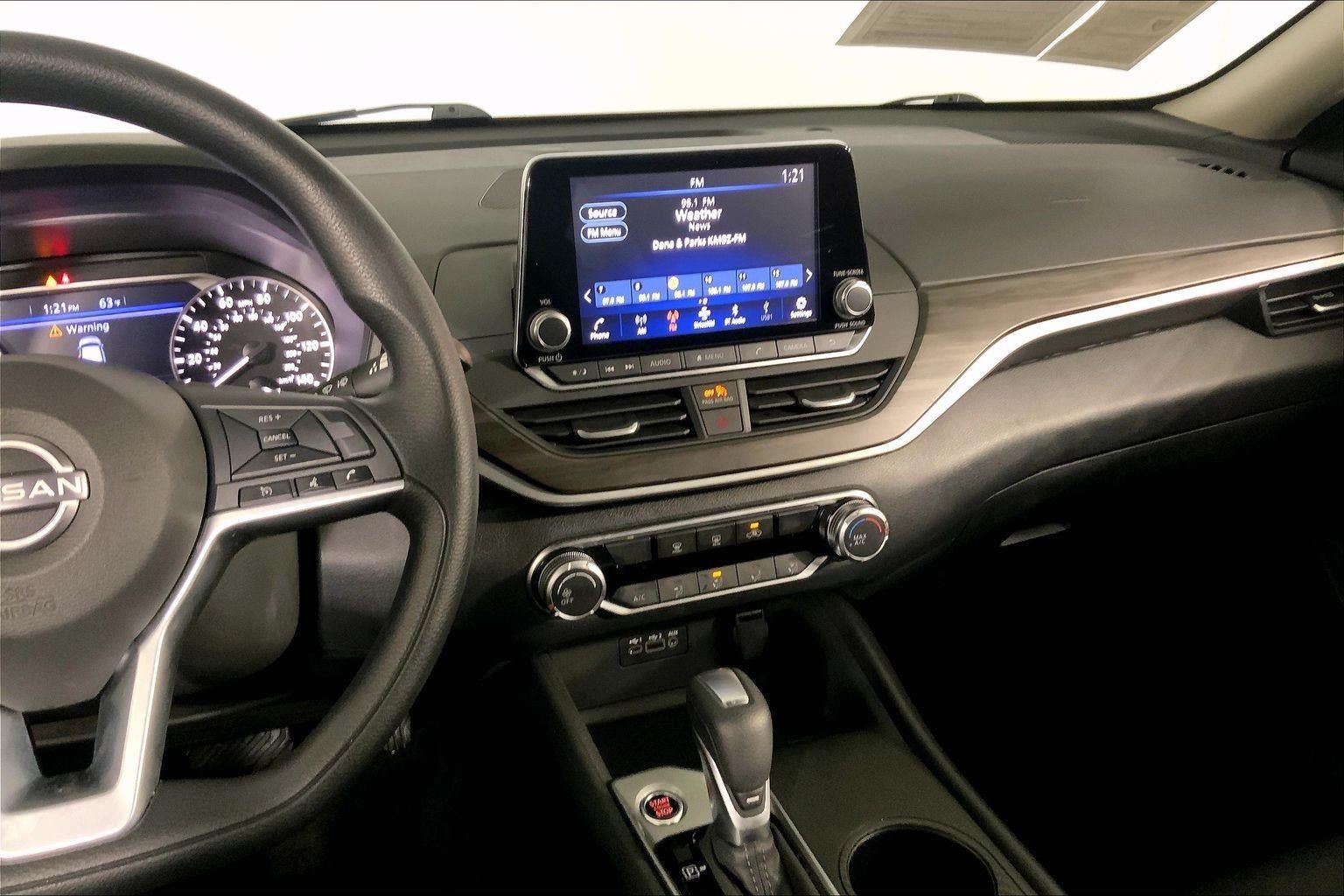 2025 Nissan Altima SV FWD