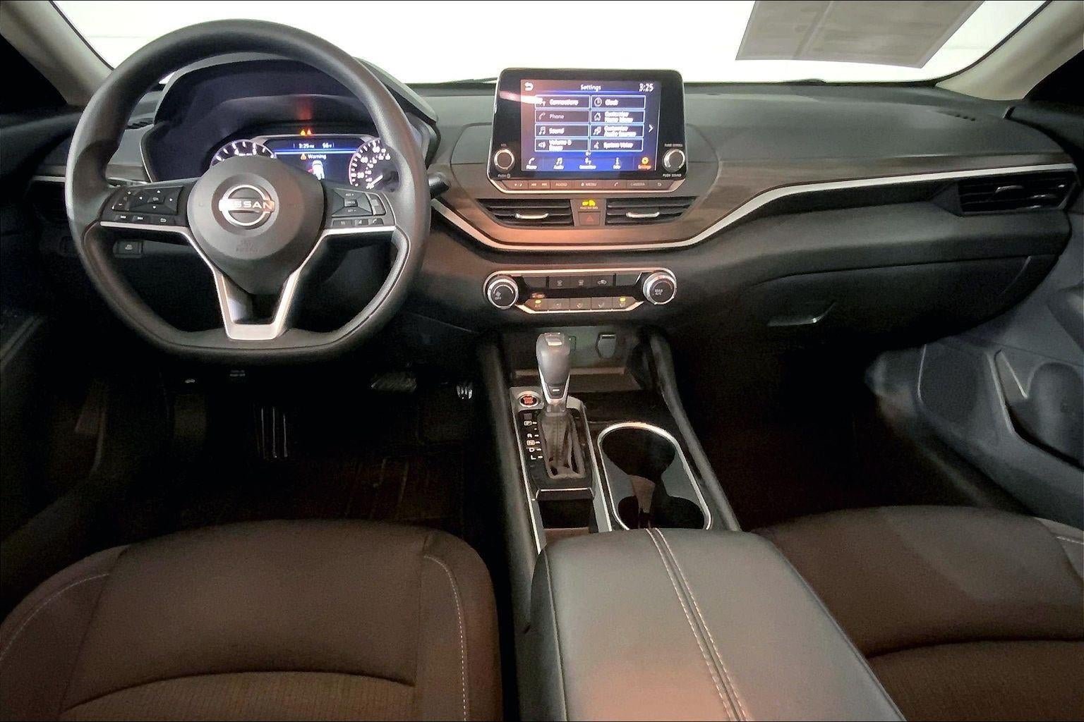 2024 Nissan Altima SV FWD