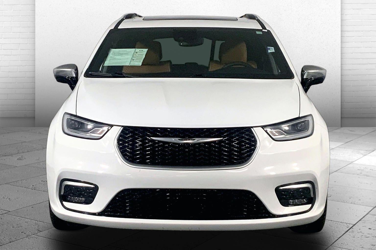 2023 Chrysler Pacifica Hybrid Pinnacle