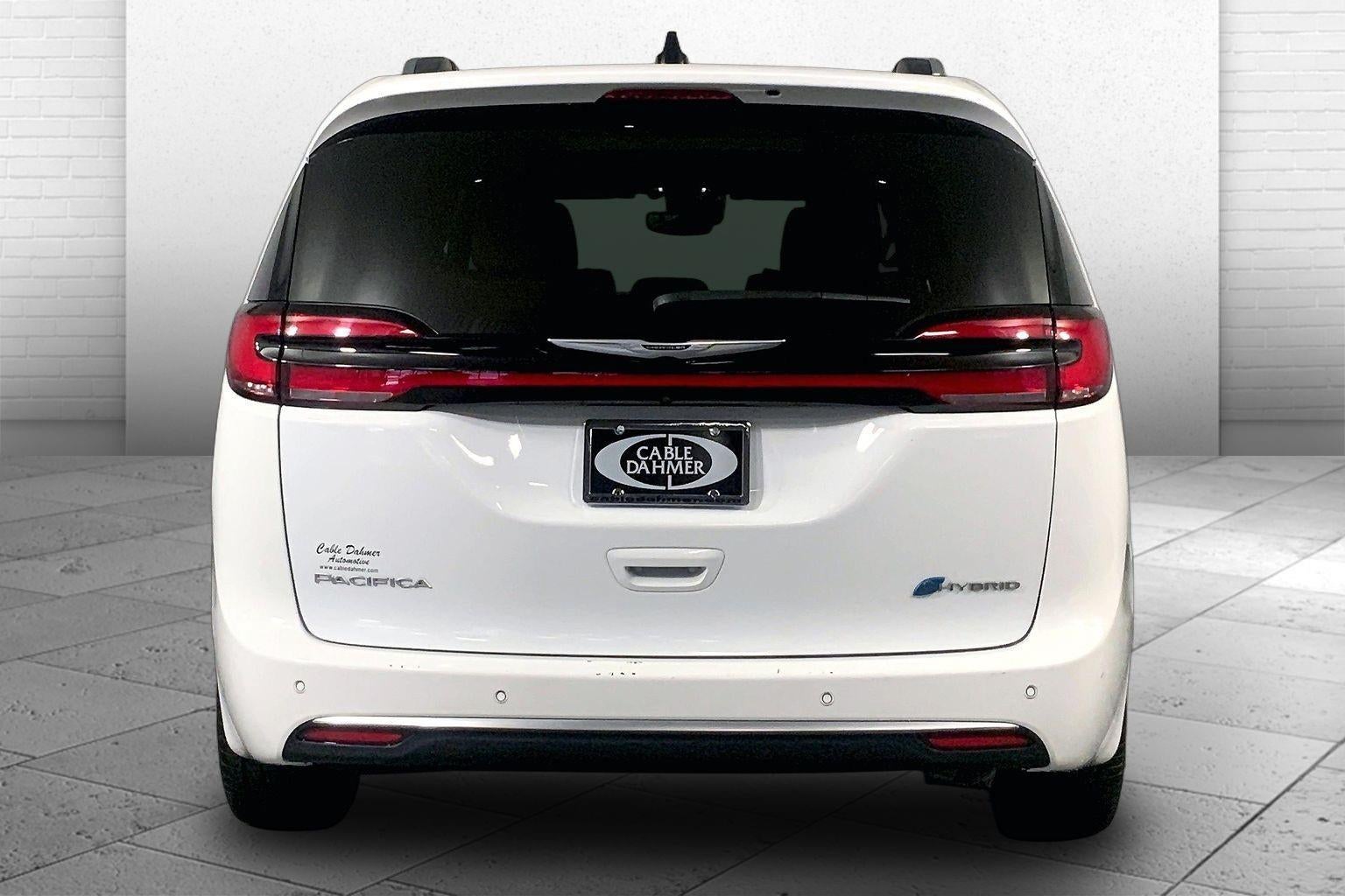 2023 Chrysler Pacifica Hybrid Pinnacle