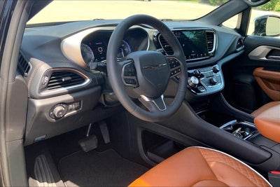 2024 Chrysler Pacifica Pinnacle