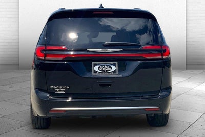 2024 Chrysler Pacifica Pinnacle