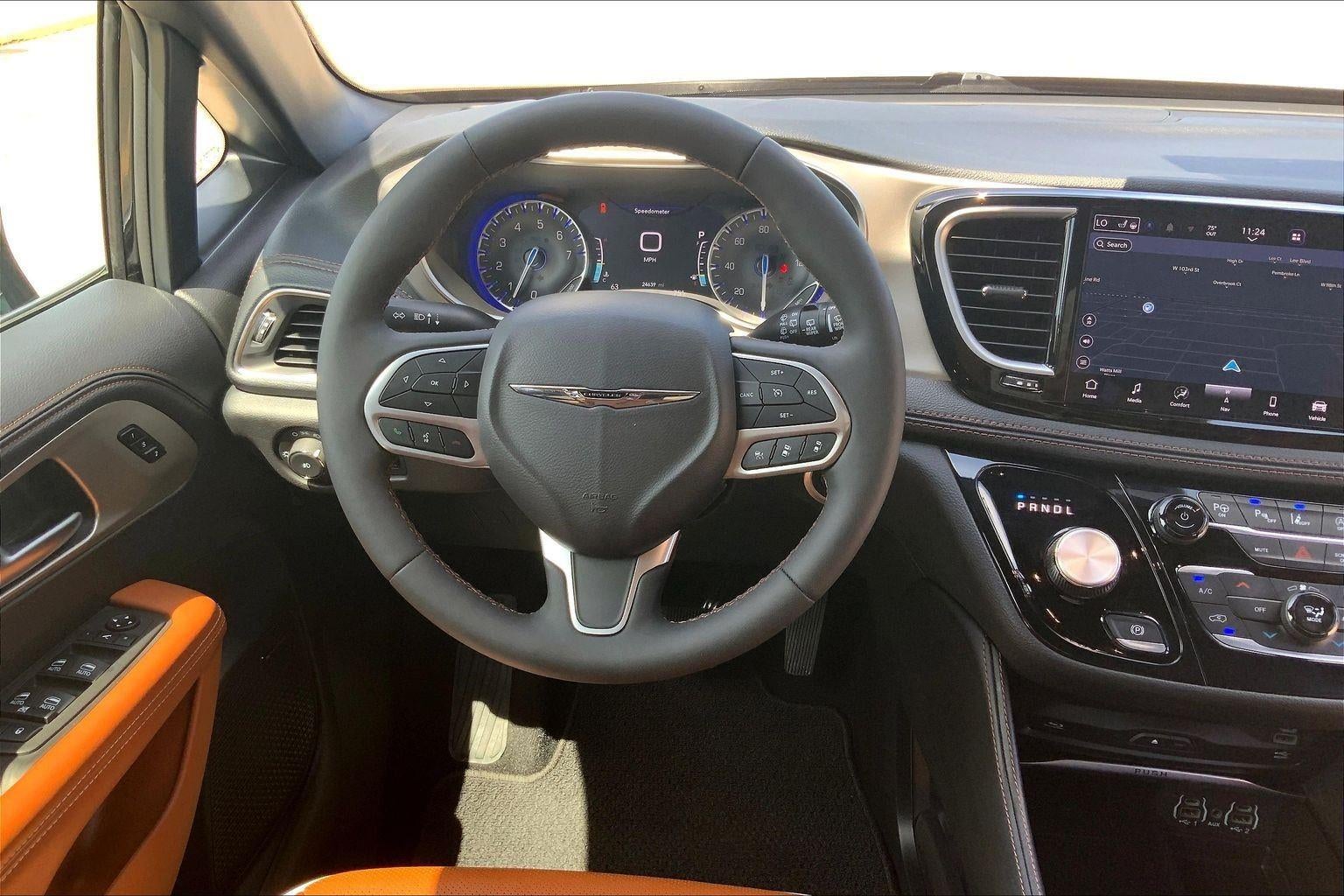 2024 Chrysler Pacifica Pinnacle