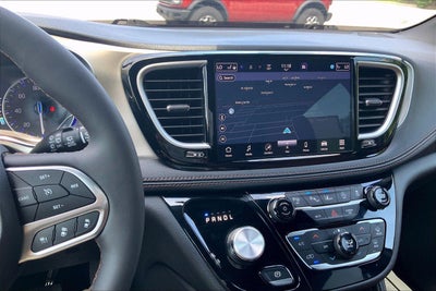 2024 Chrysler Pacifica Pinnacle