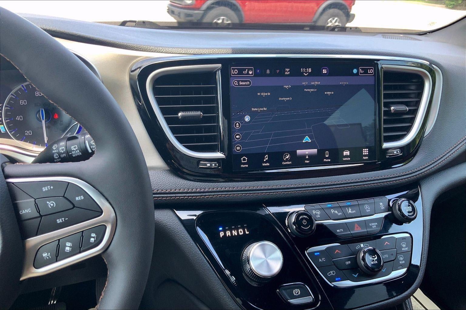 2024 Chrysler Pacifica Pinnacle