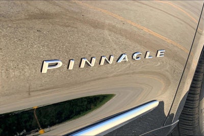 2024 Chrysler Pacifica Pinnacle