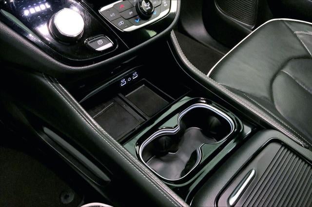 2024 Chrysler Pacifica Limited AWD