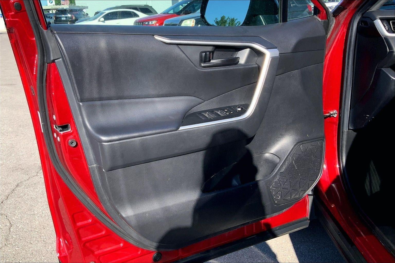 2023 Toyota RAV4 LE