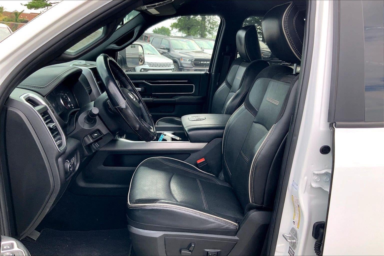 2021 RAM 3500 Laramie Crew Cab 4x4 8' Box