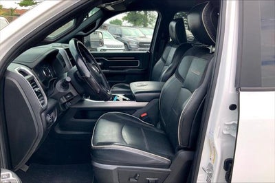 2021 RAM 3500 Laramie Crew Cab 4x4 8' Box