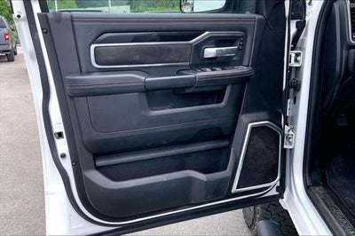 2021 RAM 3500 Laramie Crew Cab 4x4 8' Box