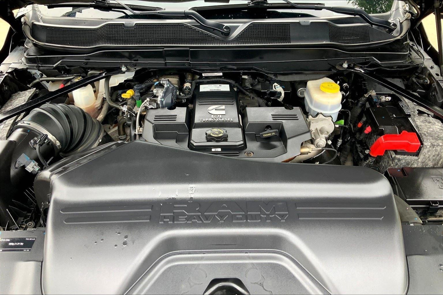 2019 RAM 2500 Tradesman Crew Cab 4x4 6'4' Box