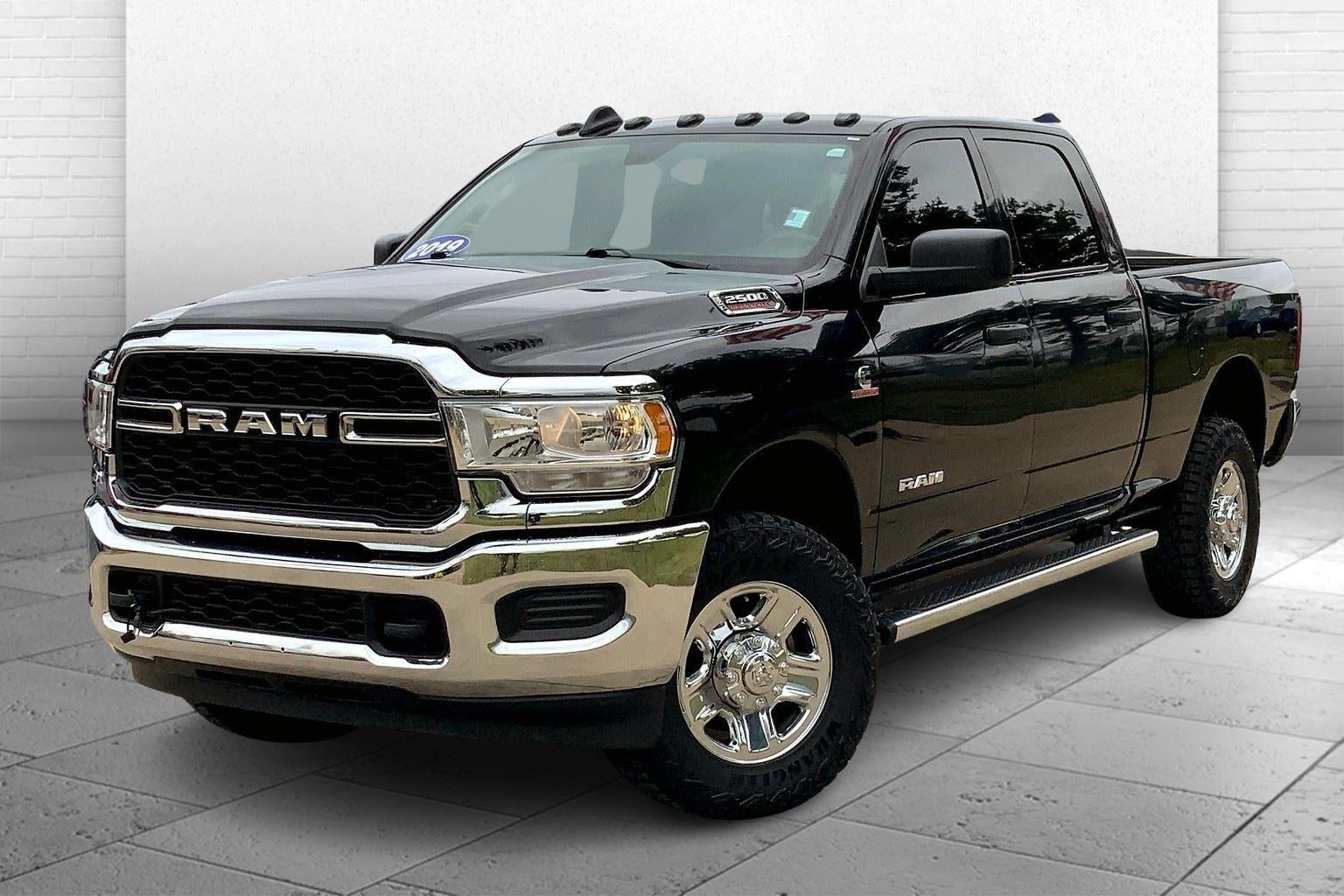 2019 RAM 2500 Tradesman Crew Cab 4x4 6'4' Box