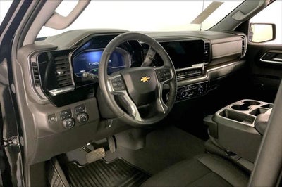 2023 Chevrolet Silverado 1500 4WD Crew Cab Short Bed LT with 2FL