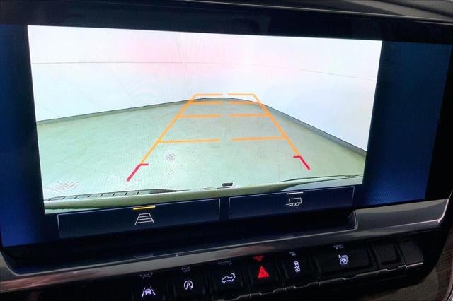 2023 Chevrolet Silverado 1500 4WD Crew Cab Short Bed LT with 2FL