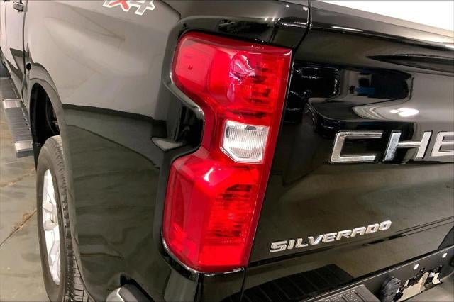 2023 Chevrolet Silverado 1500 4WD Crew Cab Short Bed LT with 2FL