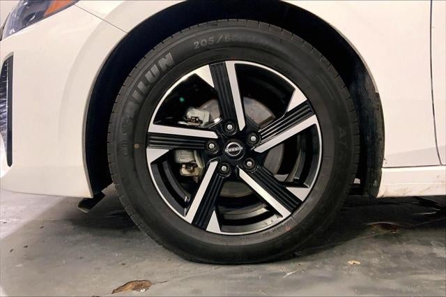 2024 Nissan Sentra SV Xtronic CVT