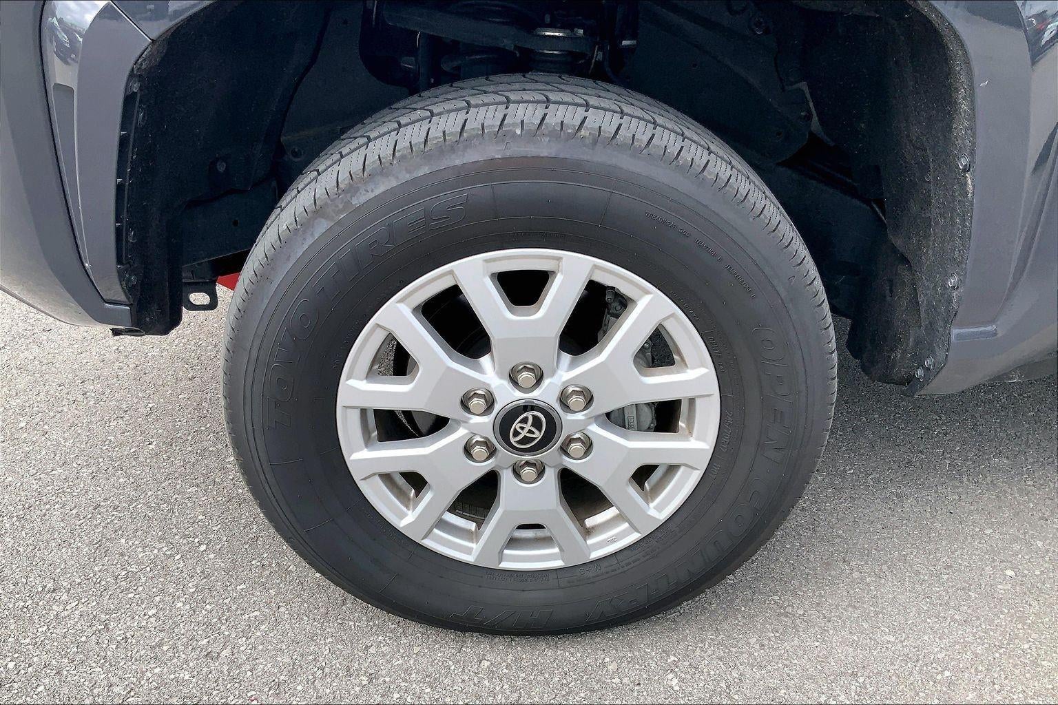 2025 Toyota Tacoma SR5