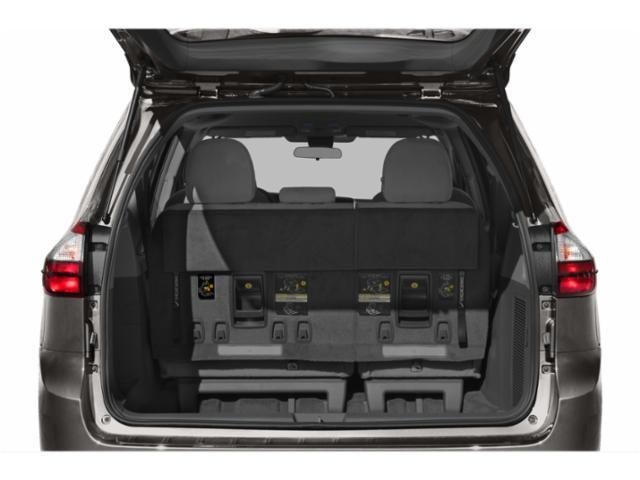 2020 Toyota Sienna XLE