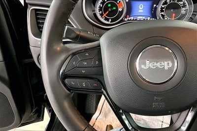 2023 Jeep Cherokee Altitude Lux