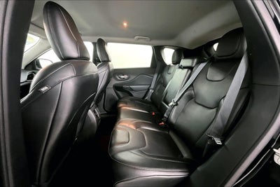 2023 Jeep Cherokee Altitude Lux