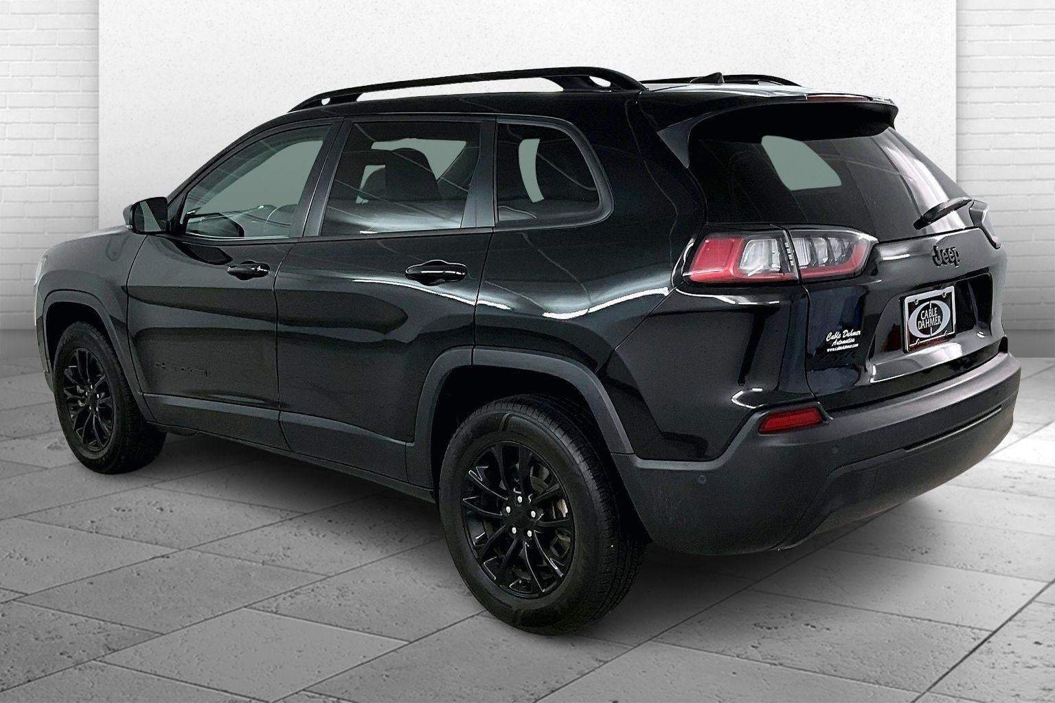 2023 Jeep Cherokee Altitude Lux