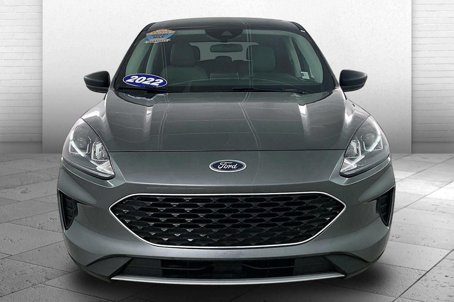 Used 2022 Ford Escape SE with VIN 1FMCU0G65NUB03843 for sale in Kansas City