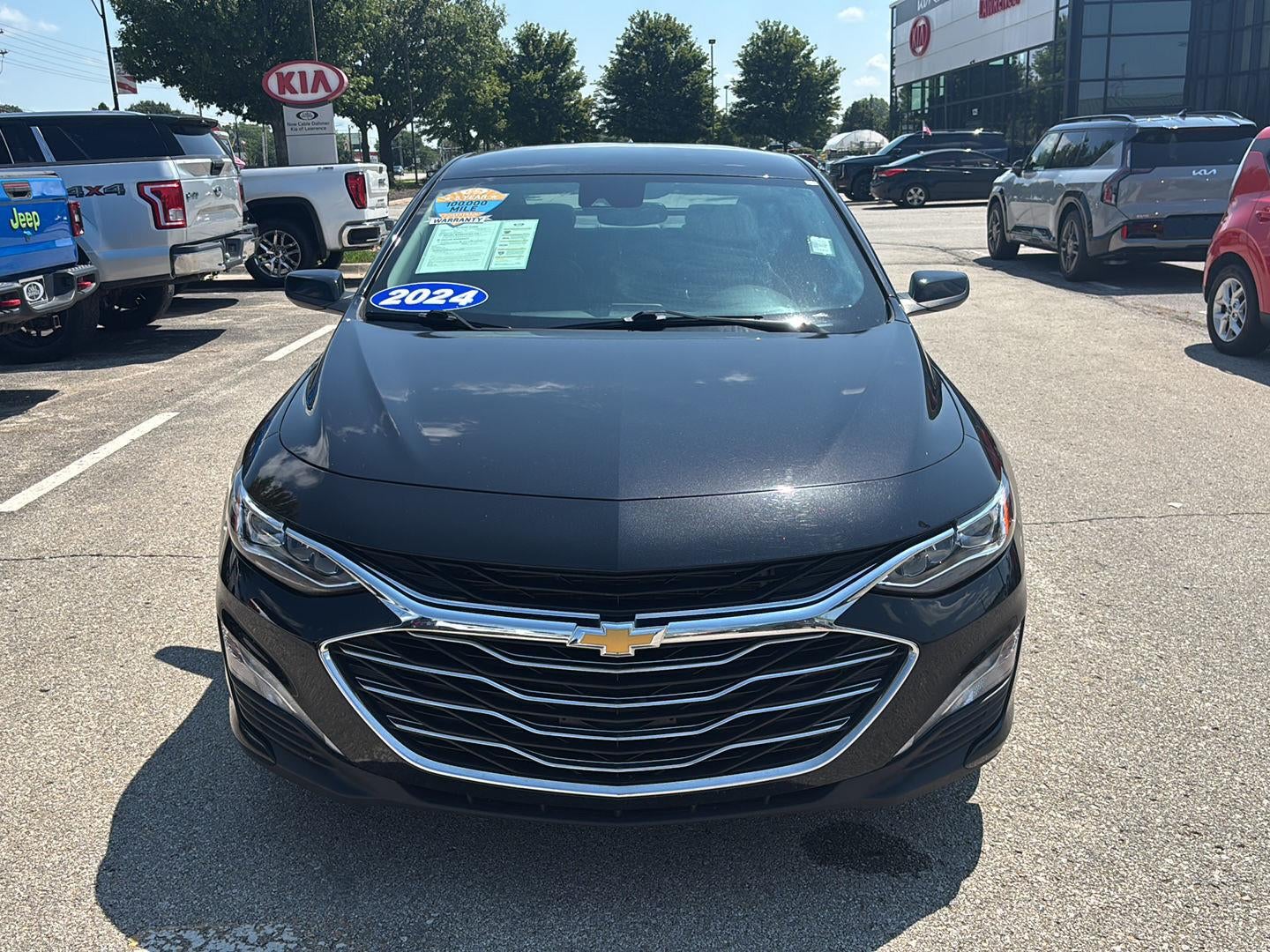 Used 2024 Chevrolet Malibu 2LT with VIN 1G1ZE5ST2RF155374 for sale in Kansas City