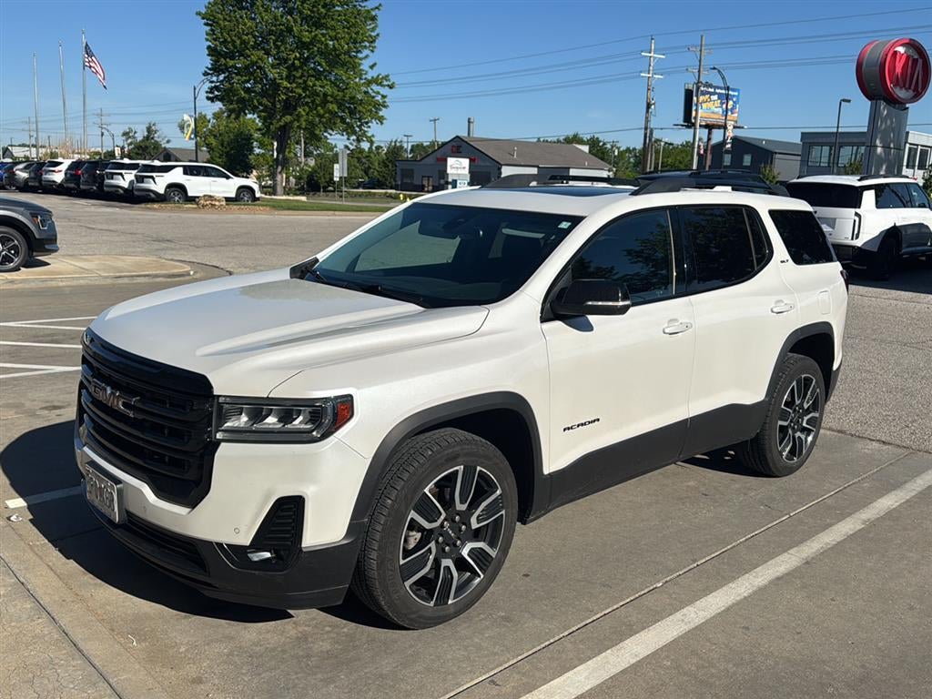 Used 2021 GMC Acadia SLT with VIN 1GKKNMLS5MZ161223 for sale in Kansas City