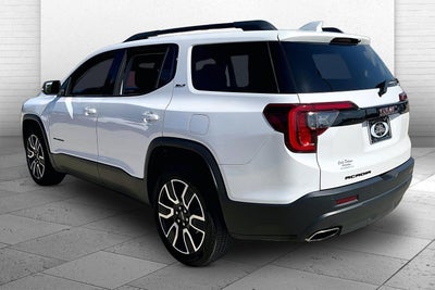 2021 GMC Acadia SLT