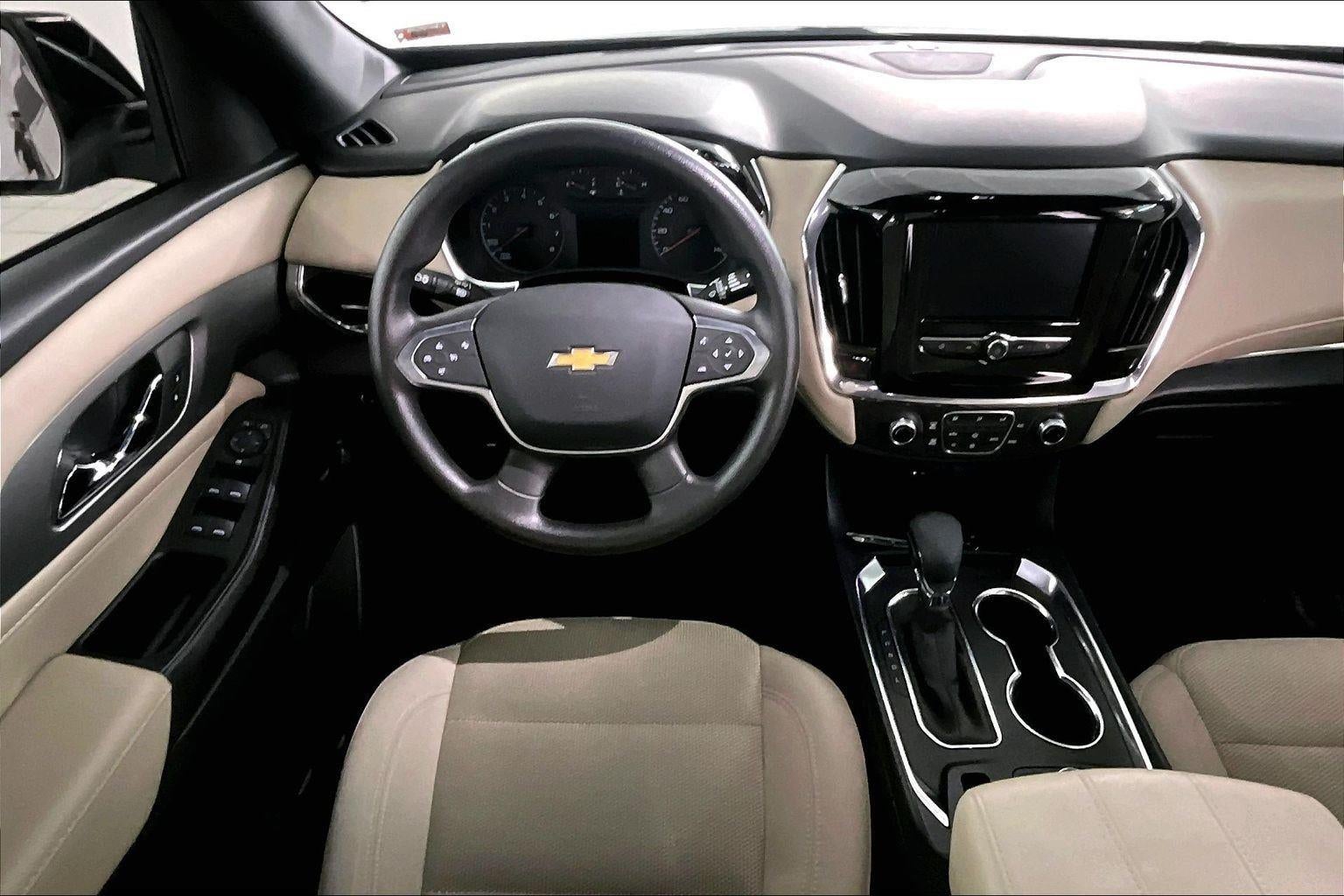 2023 Chevrolet Traverse LS