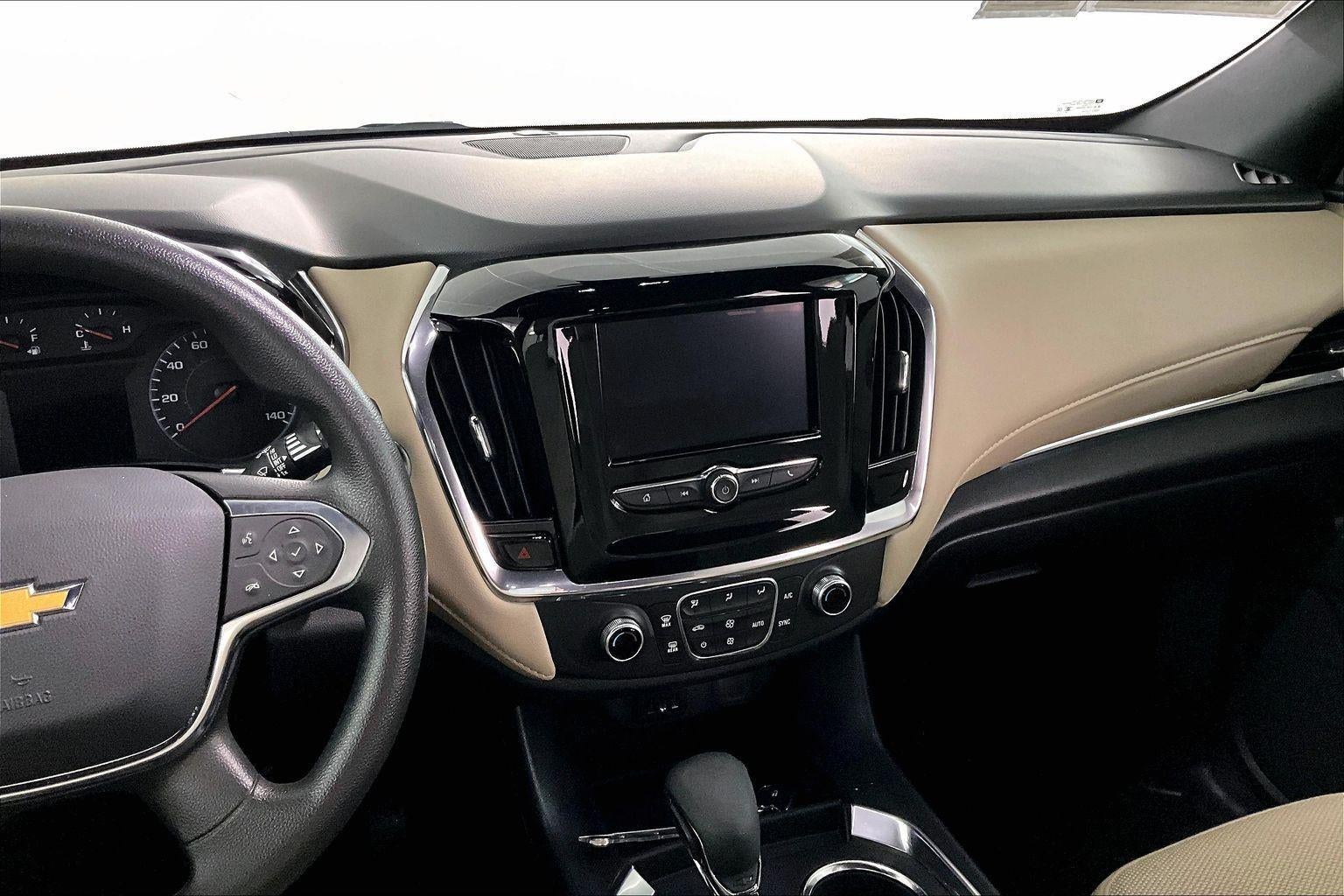 2023 Chevrolet Traverse LS