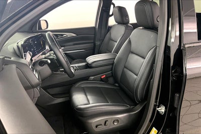 2025 Chevrolet Traverse FWD LT